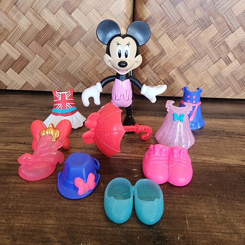 Disney Minnie Mouse Figure Push‎ Button Moving Arms and Head w/Accessories 5.5"